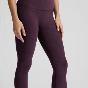 Beyond Yoga burgundy heather space dye 7/8 leggings, size small